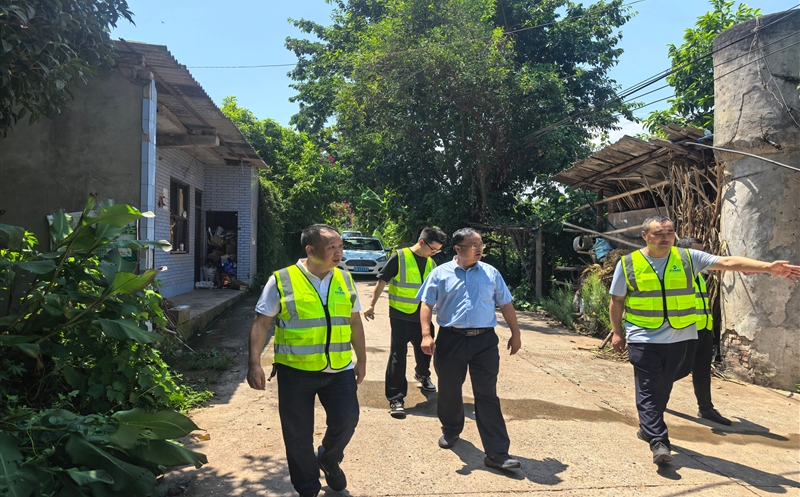 绷紧安全弦 筑牢发展基——测绘公司领导赴犍为县增减挂钩项目开展安全生产专项检查