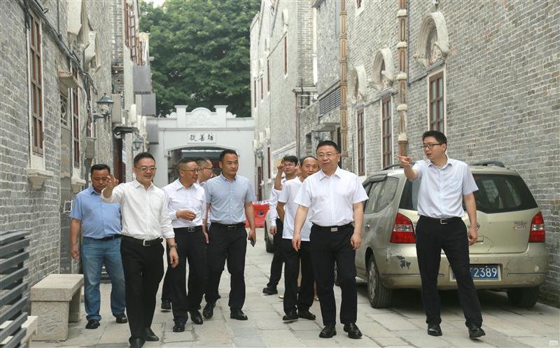 四川Z6尊龙凯时集团领导赴中山市石岐街道从善坊老旧小区改造项目调研指导